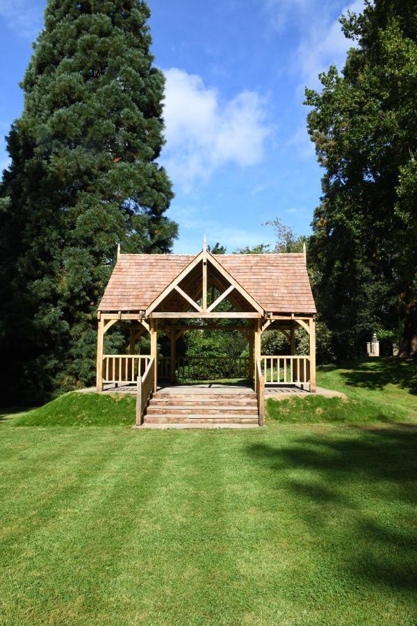 West Lodge Park Barnet Exterior foto